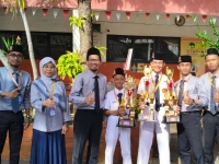 SMPIT Assa’adah Alchilashiyyah Borong 3 Penghargaan Bergengsi pada Carnival 13th PKP Ciracas