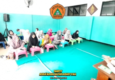 Taklim Orang Tua Rabu Pagi
