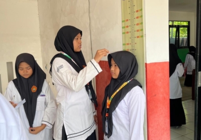 Pemeriksaan tinggi badan