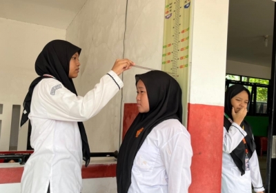 Pemeriksaan tinggi badan